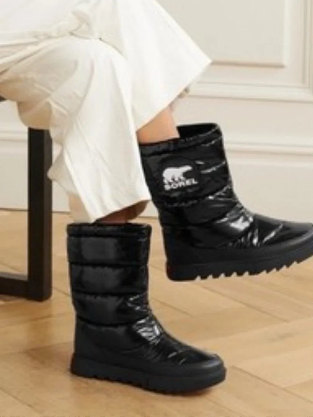 Sorel Joan Of Artic Black Puffer Snow Boot Size 8.5
